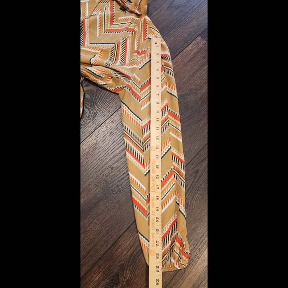 Retro Pussybow Blouse - Picture 13 of 16